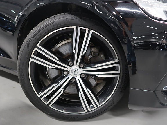 Volvo V60 12 of 30