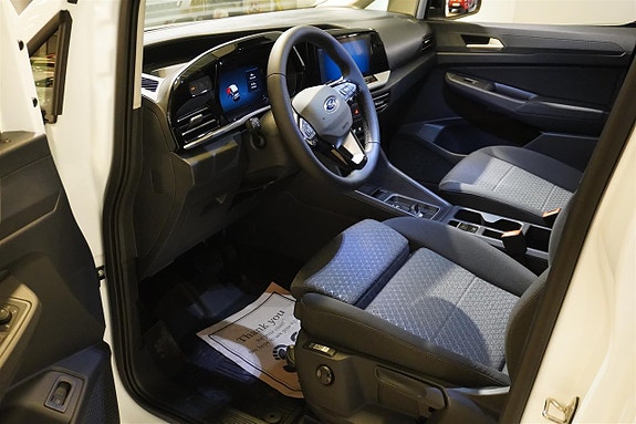 Ford Transit Connect 2 of 25