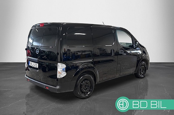 Nissan e-NV200 4 of 5