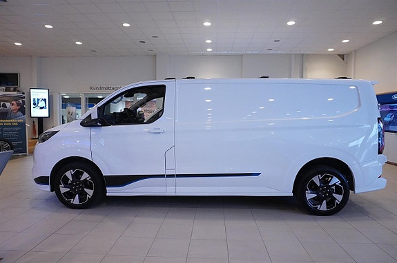 Ford Transit Custom 3 of 16