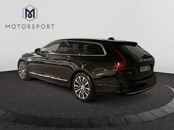 Volvo V90 4 of 5