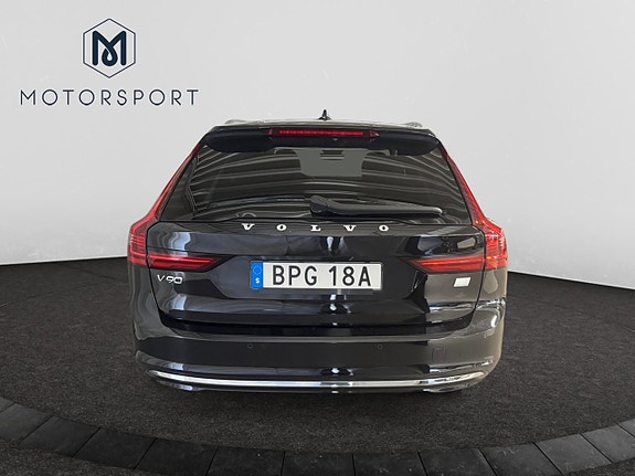 Volvo V90 5 of 5