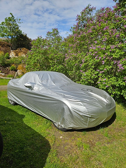 Mazda MX-5 2 of 5