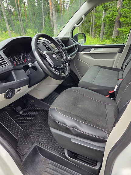 Volkswagen Transporter 4 of 5