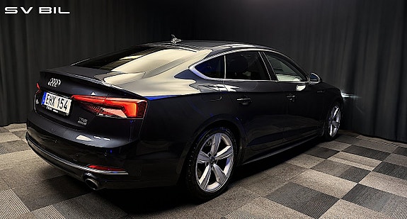 Audi A5 4 of 30