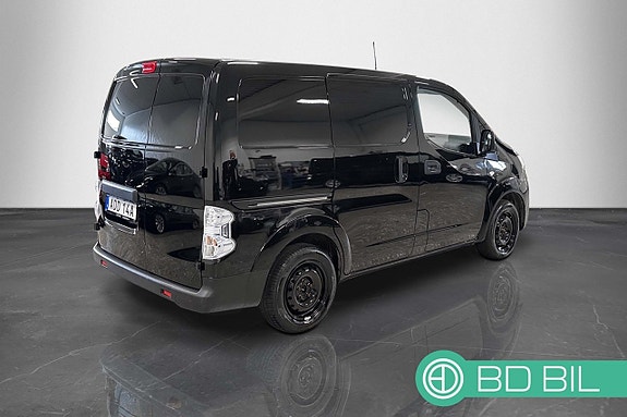 Nissan e-NV200 4 of 5