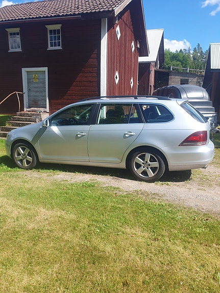 Volkswagen Golf VI 3 of 3