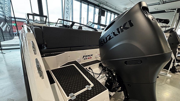 Askeladden C66 BR Fenix 2027 Suzuki DF 200 APX Stealth 4 of 15