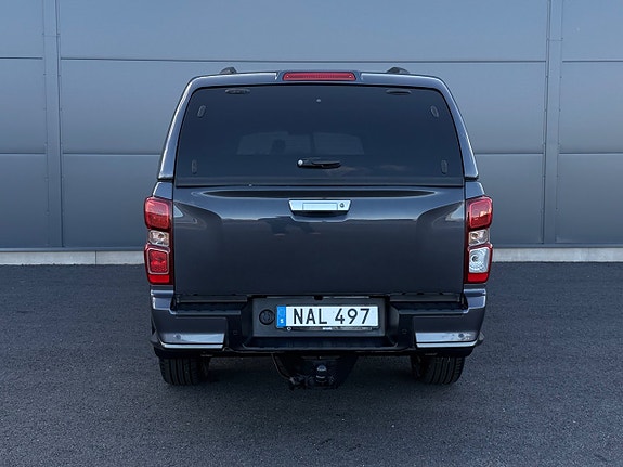 Isuzu D-max 7 of 26