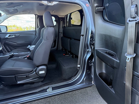 Isuzu D-max 25 of 26