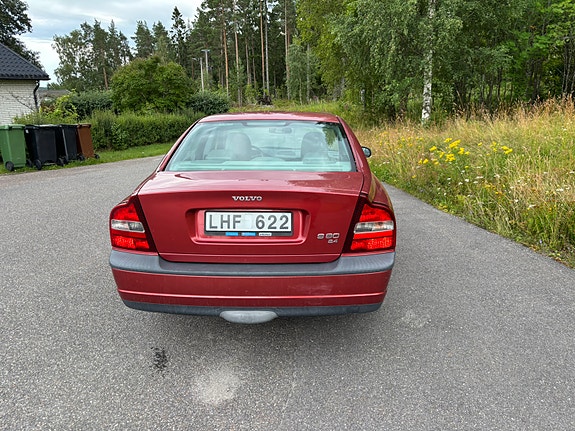 Volvo S80 4 of 5