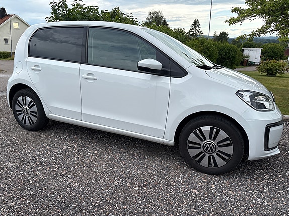 Volkswagen e-Up! 2 of 4