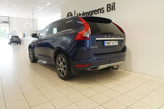 Volvo XC60 5 of 12