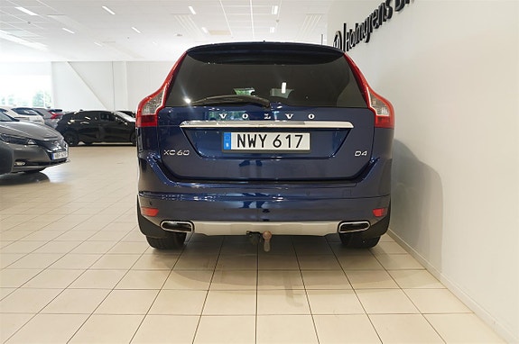 Volvo XC60 6 of 12