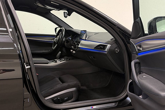 BMW 520d 24 of 27