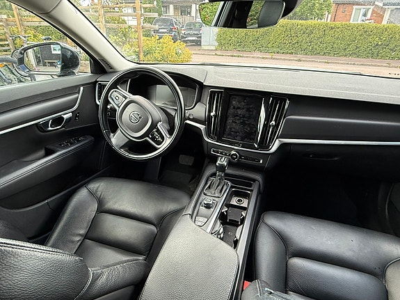 Volvo V90 5 of 5