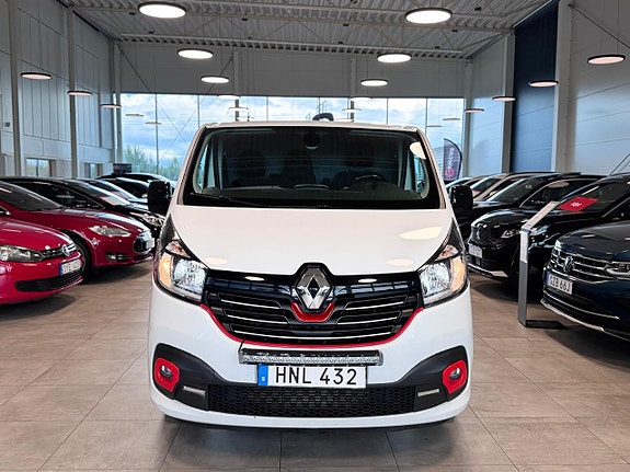 Renault Trafic 2 of 5
