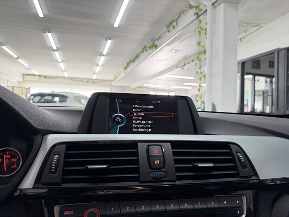 BMW 320d 25 of 27