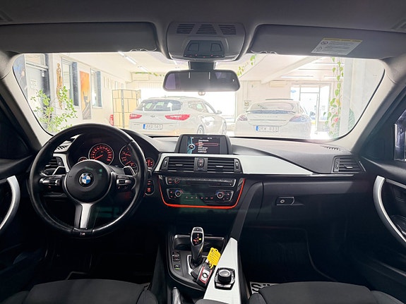 BMW 320d 20 of 27