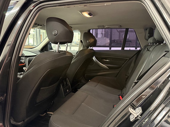 BMW 320d 21 of 27