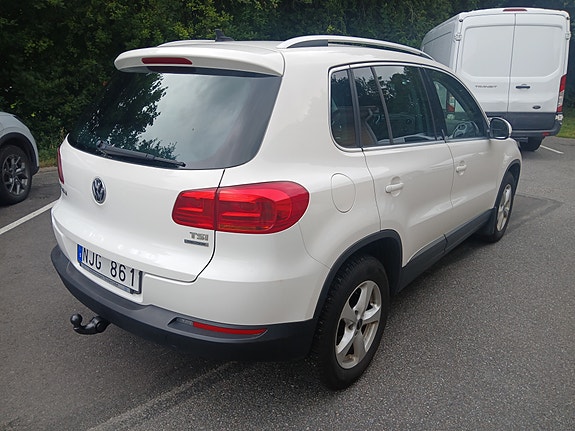 Volkswagen Tiguan 5 of 5