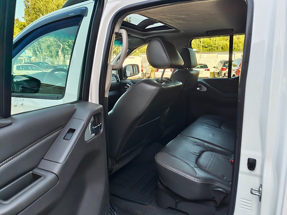 Nissan Navara 19 of 28