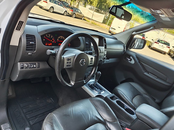 Nissan Navara 17 of 28