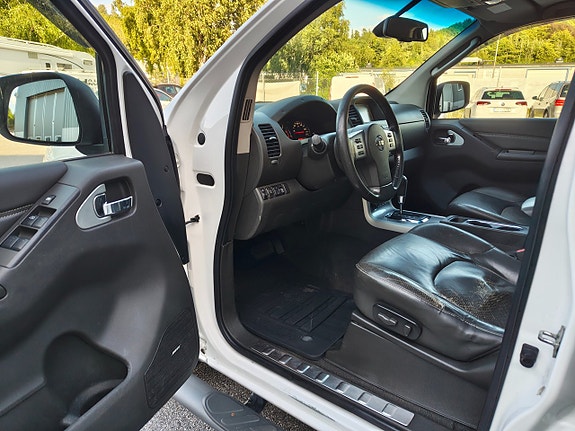 Nissan Navara 15 of 28