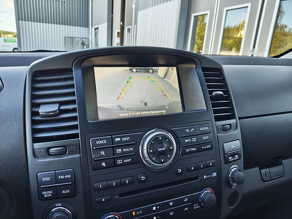 Nissan Navara 28 of 28