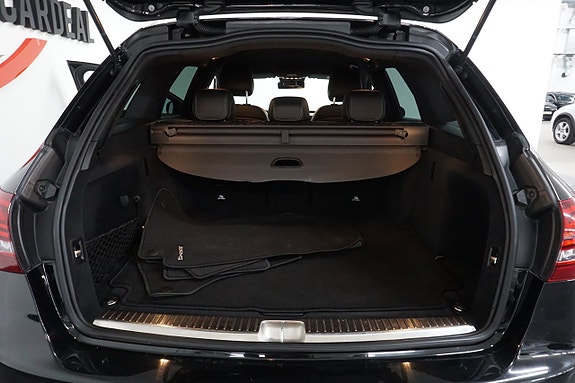 Mercedes-Benz C200 d 9 of 23