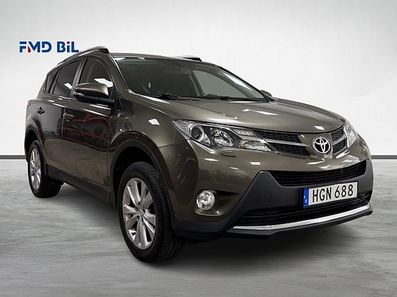 Toyota RAV4 5 of 30