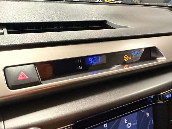 Toyota RAV4 18 of 30