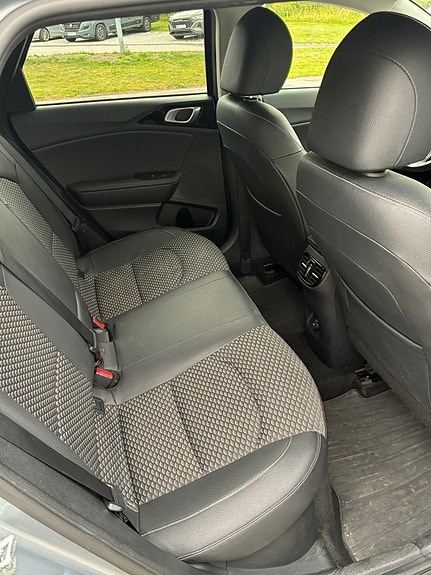 Kia Ceed 5 of 5