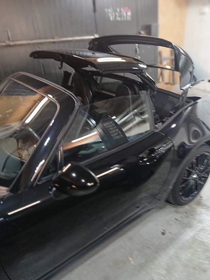 Mazda MX-5 3 of 5