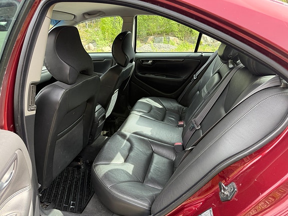 Volvo S60 7 of 11