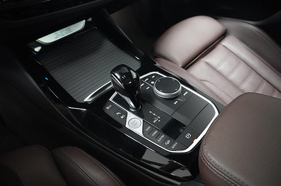 BMW X3 12 of 18