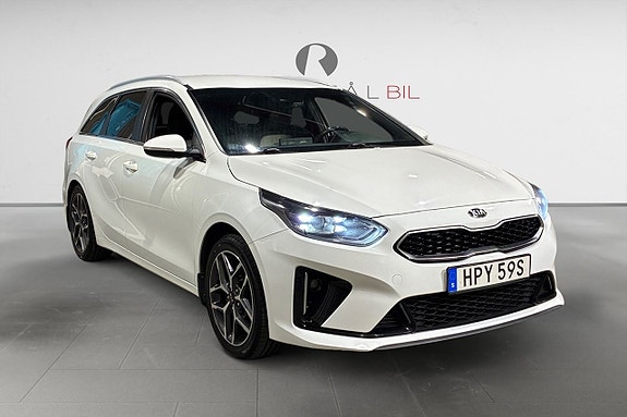 Kia Ceed 9 of 17
