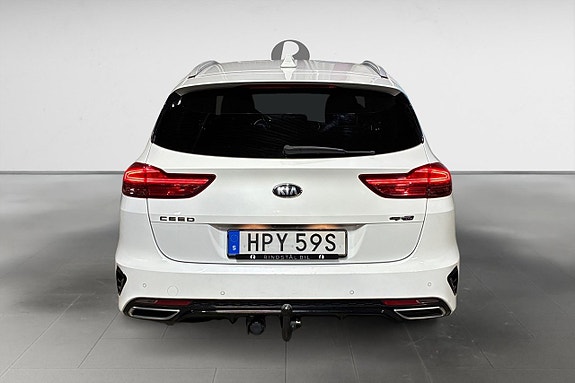 Kia Ceed 6 of 17