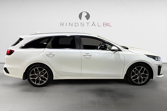 Kia Ceed 8 of 17