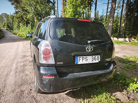 Toyota Corolla Verso 10 of 10