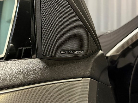 Mercedes-Benz E220 18 of 30