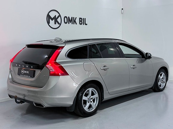 Volvo V60 3 of 5