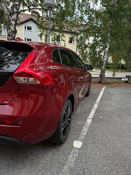 Volvo V40 6 of 24