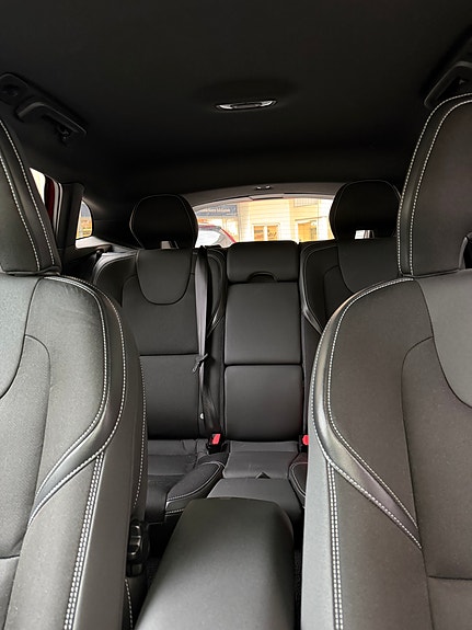 Volvo V40 17 of 24