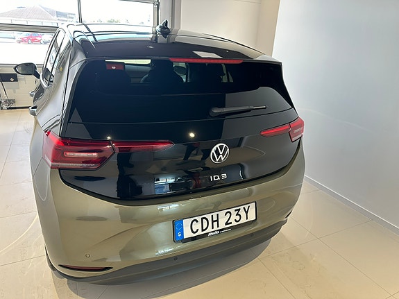 Volkswagen ID.3 5 of 5