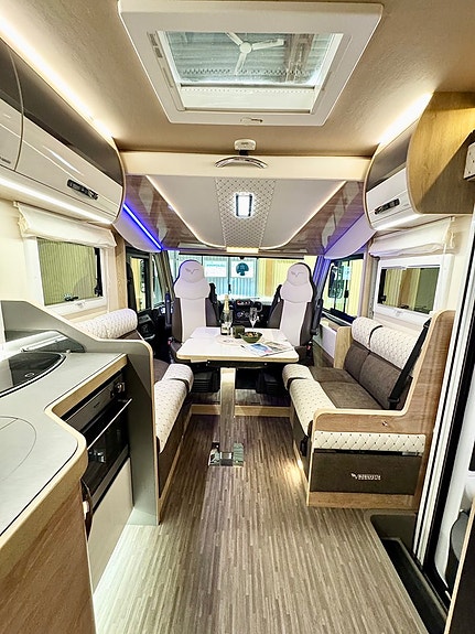 Mobilvetta K-YACHT KEA I 90 Automat Face-To-Face Solpanel Inverter Drag 4-bädd 28 of 30
