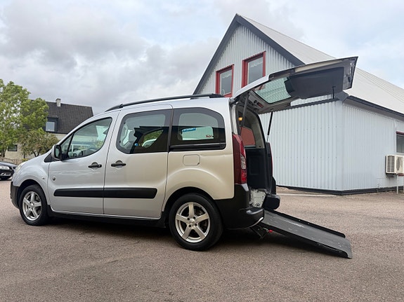 Peugeot Partner Tepee 2 of 5