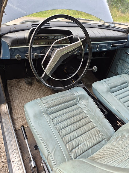 Volvo Amazon 2 of 5