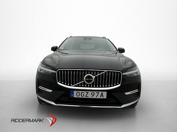 Volvo XC60 2 of 5