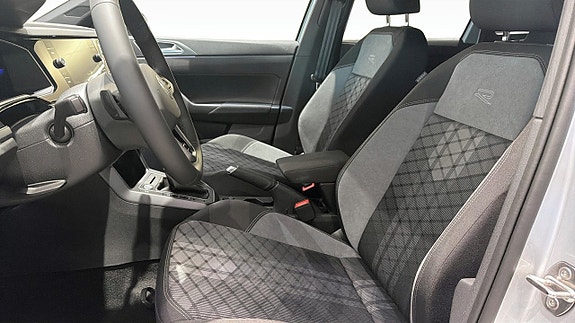 Volkswagen Taigo 8 of 12